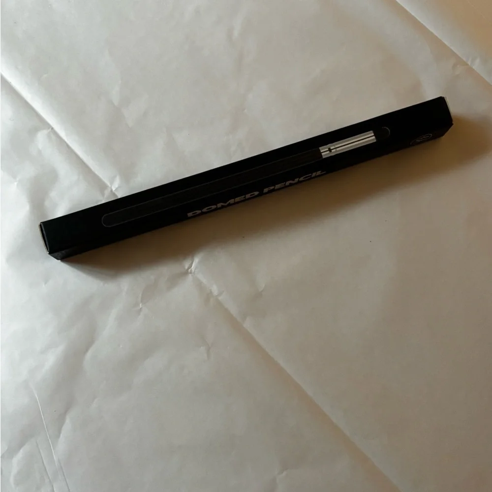 Unopened Domed Pencil Brush